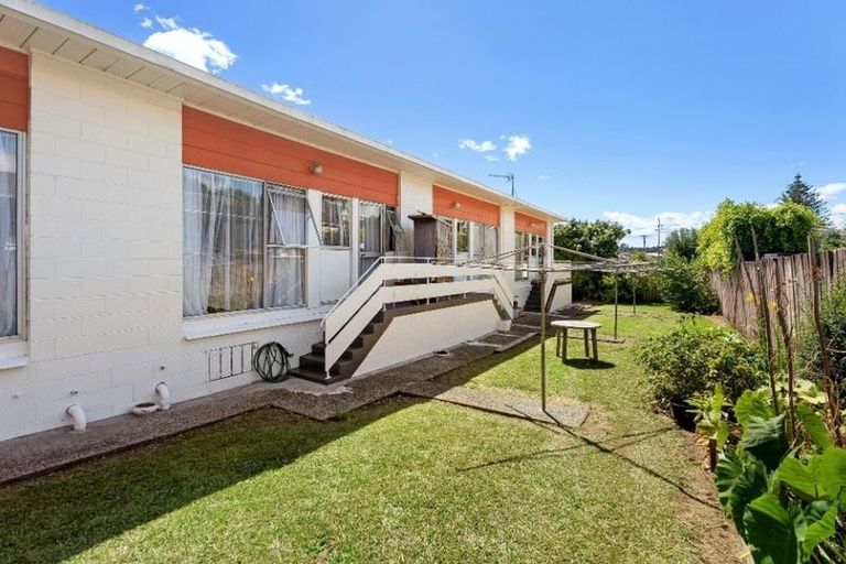 Photo of property in 5/23 Orams Road, Hillpark, Auckland, 2102