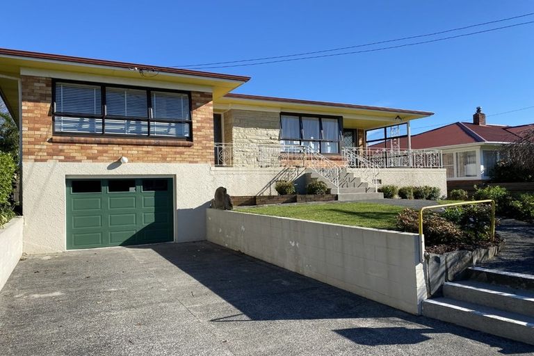 Photo of property in 10 Renwick Street, Papakura, 2110