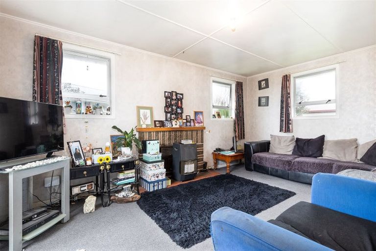 Photo of property in 37 Holdaway Street, Riversdale, Blenheim, 7201