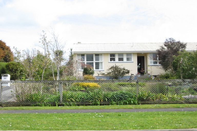 Photo of property in 32 Maire Street, Inglewood, 4330