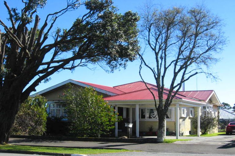 Photo of property in 34-36 High Street, Greymouth, 7805