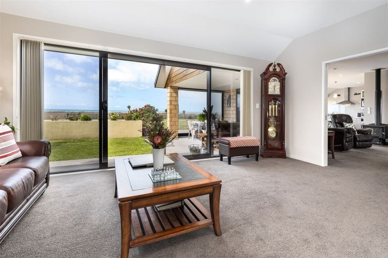 Photo of property in 19 Ocean View Crescent, Rarangi, Blenheim, 7273