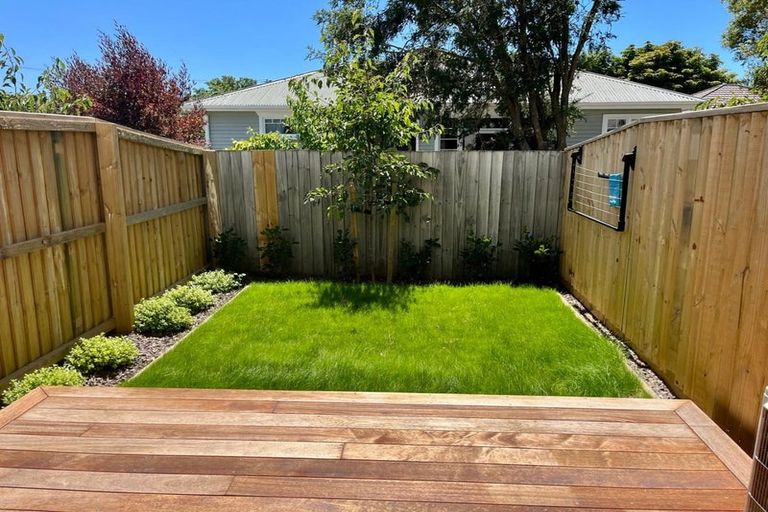 Photo of property in 3/10 Goldsmith Place, Waltham, Christchurch, 8023