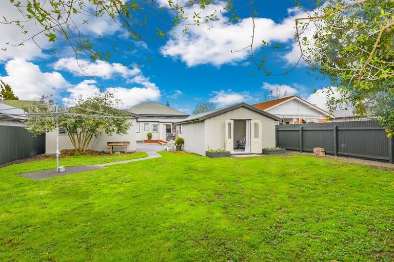 Photo of property in 411 Lascelles Street, Saint Leonards, Hastings, 4120