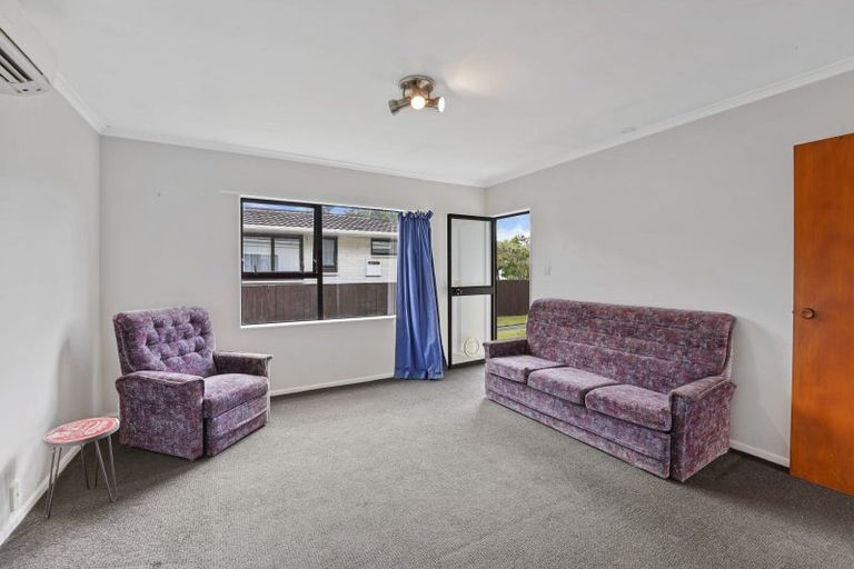 Photo of property in 1/51 Henry Street, Ebdentown, Upper Hutt, 5018