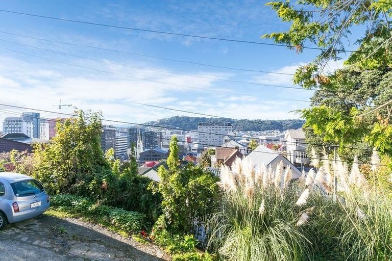 Photo of property in 340 The Terrace, Te Aro, Wellington, 6011