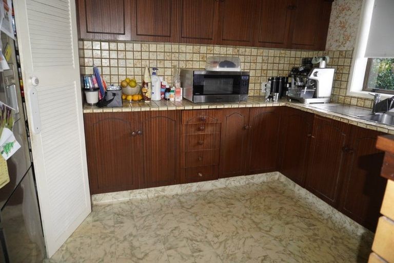 Photo of property in 7 Marama Street, Castor Bay, Auckland, 0620