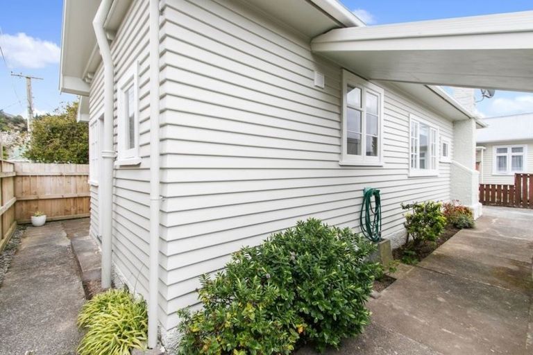 Photo of property in 31 Burnside Street, Waterloo, Lower Hutt, 5011