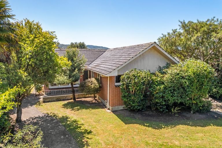 Photo of property in 30 Mccarthy Grove, Clouston Park, Upper Hutt, 5018