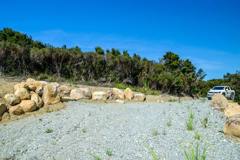 Photo of property in 227 Kerr Road, Parua Bay, Onerahi, 0192