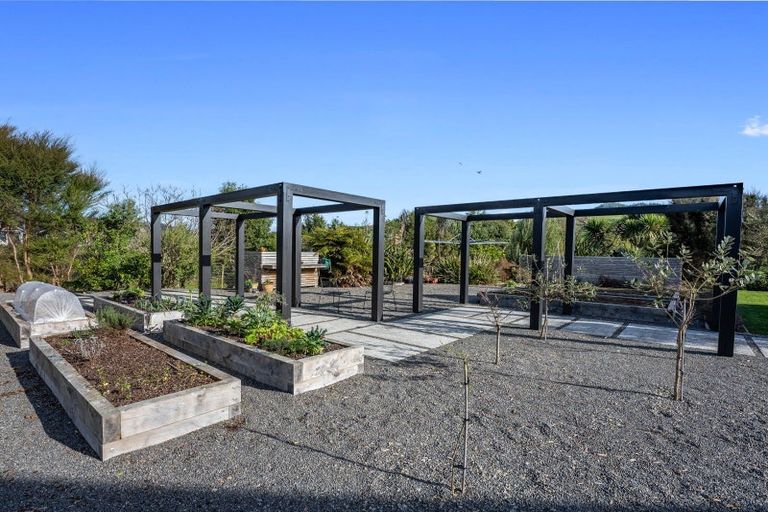 Photo of property in 48 Mountain View Drive, Manakau, Otaki, 5583