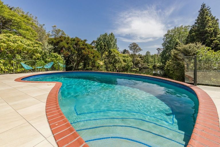 Photo of property in 180 Landing Road, Kerikeri, 0230