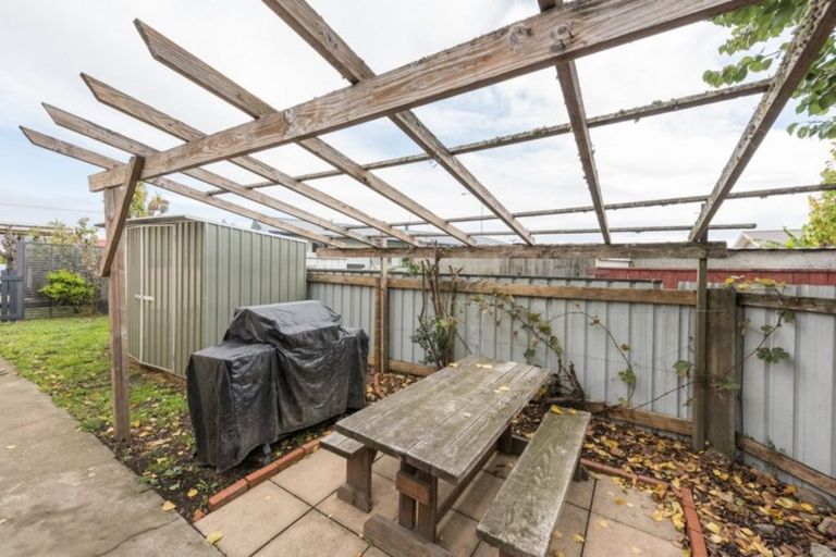 Photo of property in 1/8 Parkers Road, Tahunanui, Nelson, 7011