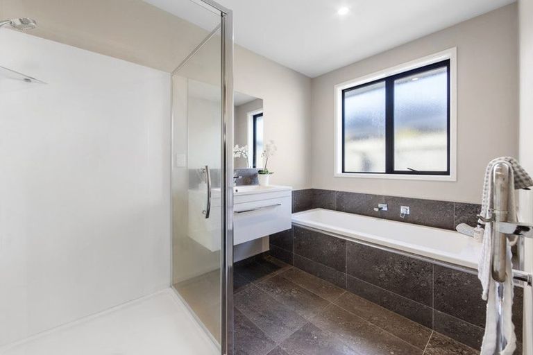 Photo of property in 27 William Nicholls Drive, Belfast, Christchurch, 8051