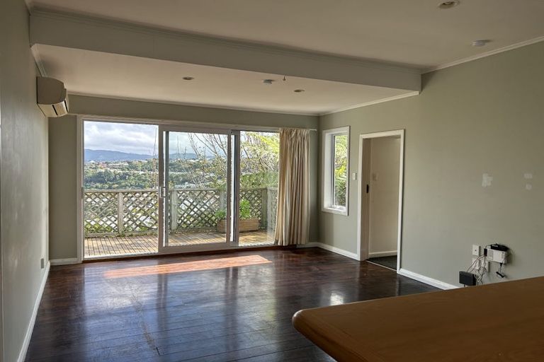 Photo of property in 107 Nevay Road, Miramar, Wellington, 6022