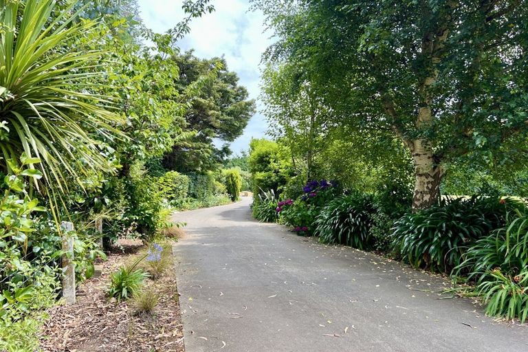 Photo of property in 54 Vyner Road, Otatara, Invercargill, 9879