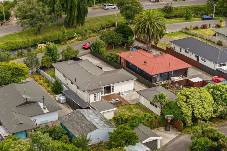 Photo of property in 6 Riverlaw Terrace, Saint Martins, Christchurch, 8022