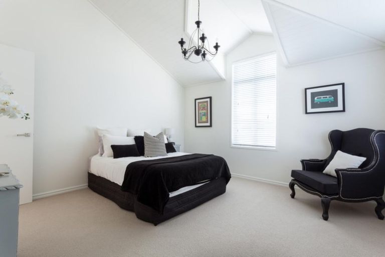 Photo of property in 20a Oceanbeach Road, Mount Maunganui, 3116