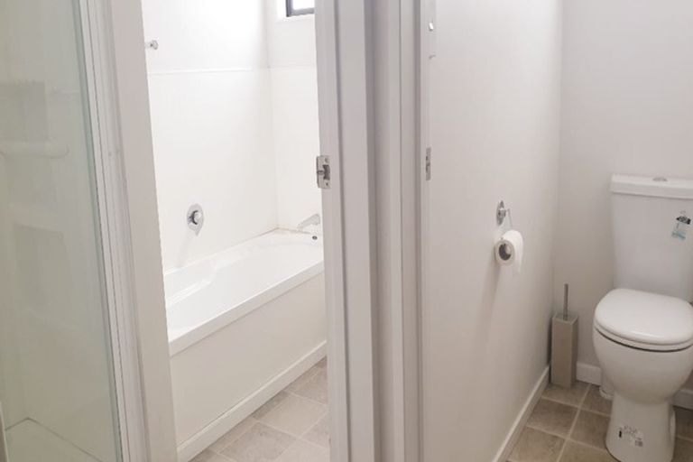 Photo of property in 211 Taradale Road, Pirimai, Napier, 4112