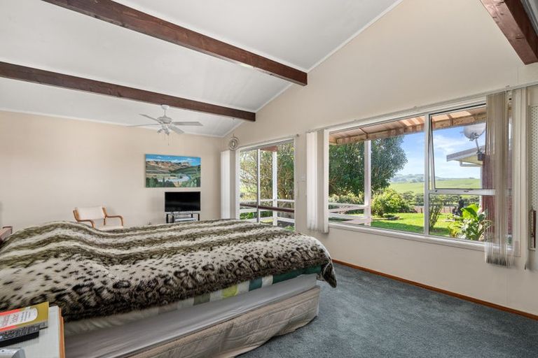 Photo of property in 1003 State Highway 16, Waimauku, 0883