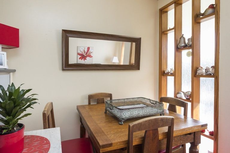 Photo of property in 1a Kensington Mews, Hokowhitu, Palmerston North, 4410