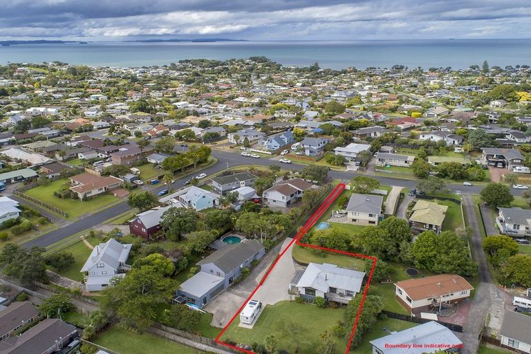 Photo of property in 16 Bay Vista Drive, Red Beach, 0932