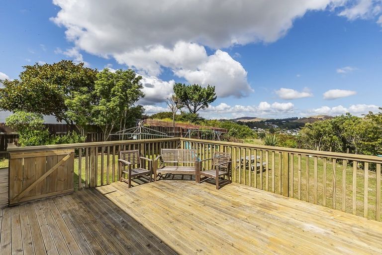 Photo of property in 8 Sombrero View, Ascot Park, Porirua, 5024
