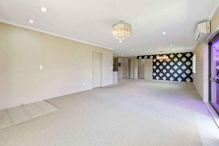 Photo of property in 19 Prado Drive, Pukekohe, 2120