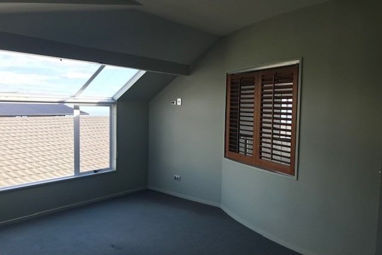 Photo of property in 23a Beach Road, Otumoetai, Tauranga, 3110