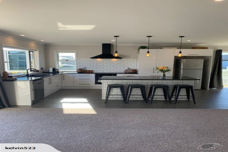 Photo of property in 4 Cassinia Close, Papamoa Beach, Papamoa, 3118