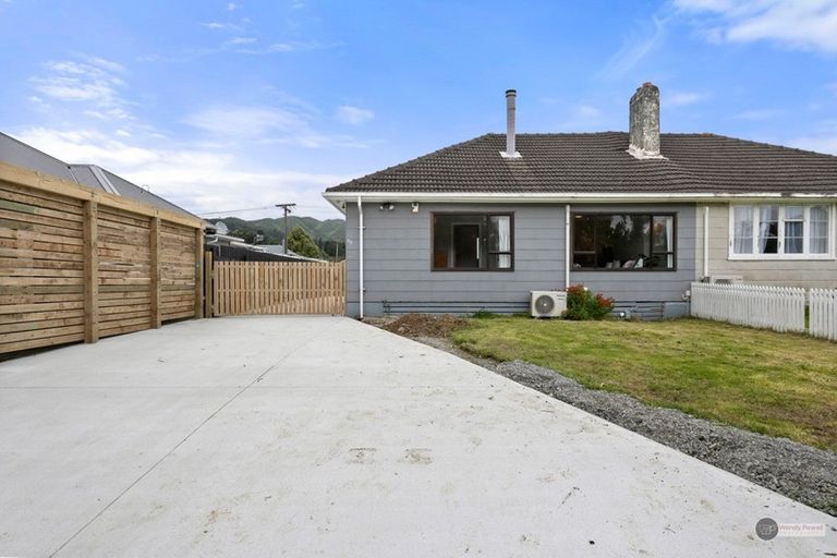 Photo of property in 378 Cambridge Terrace, Naenae, Lower Hutt, 5011