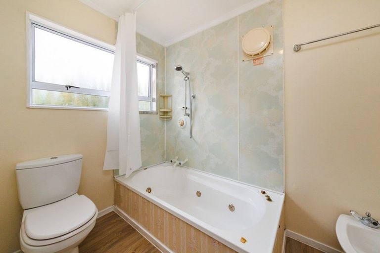 Photo of property in 54 Moonshine Valley Road, Aokautere, 4471