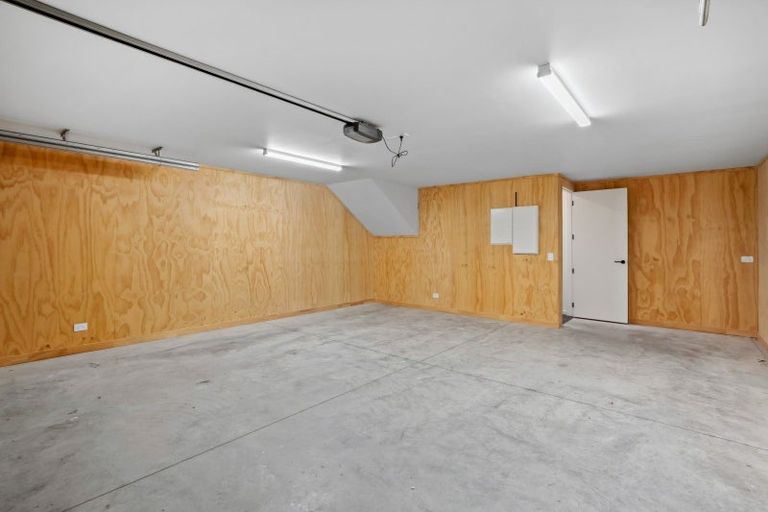 Photo of property in 45a Mcadam Drive, Jacks Point, Queenstown, 9371