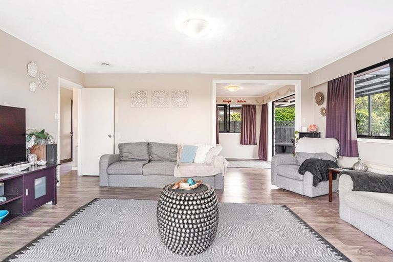 Photo of property in 1 Bata Place, Pomare, Rotorua, 3015