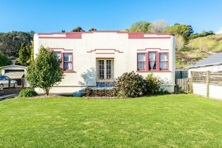 Photo of property in 58 Paraone Road, Tamarau, Gisborne, 4010