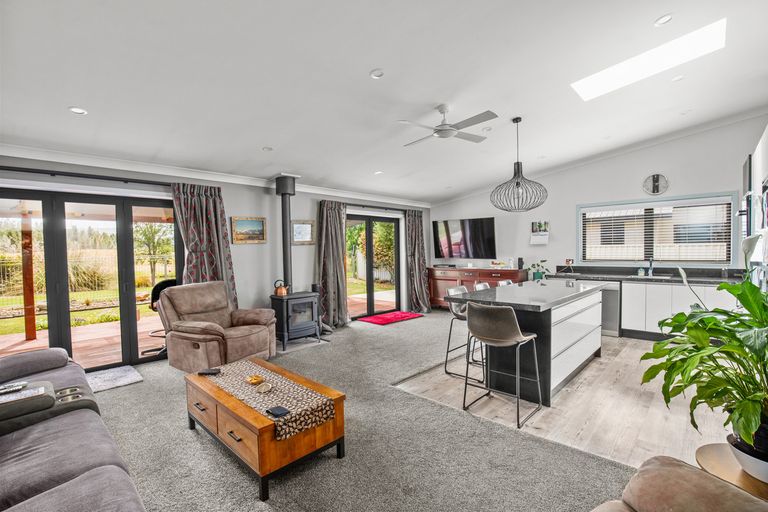 Photo of property in 10 Briar Crescent, Alexandra, 9320