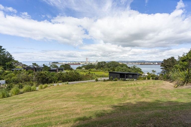 Photo of property in 4 Lort Point Lane, Whangarei Heads, 0174