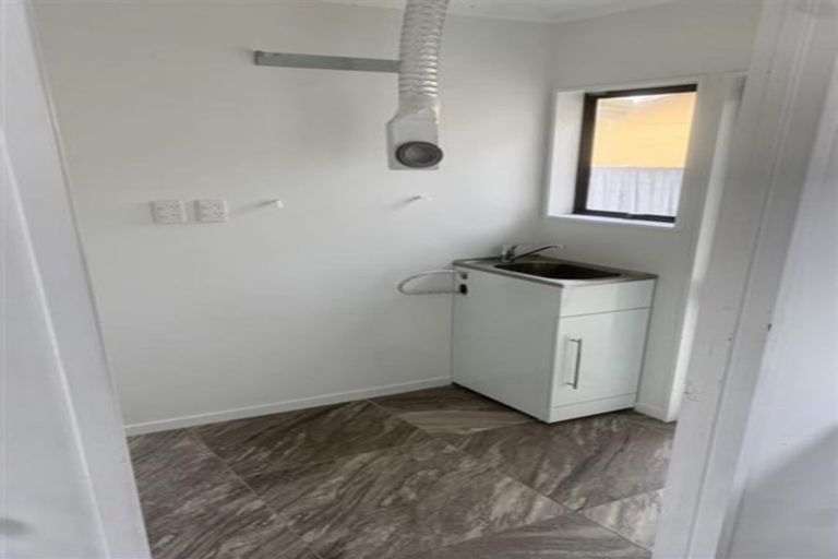 Photo of property in 3 Sagar Lane, Wiri, Auckland, 2104