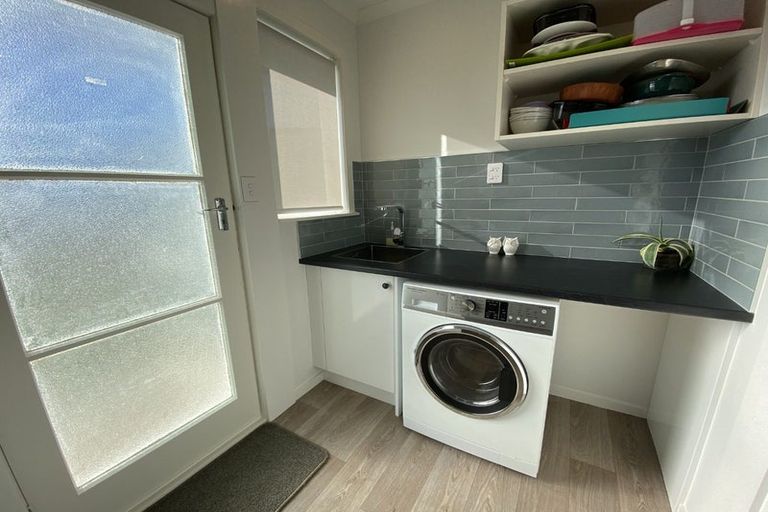 Photo of property in 42 Rutherford Street, Chedworth, Hamilton, 3210