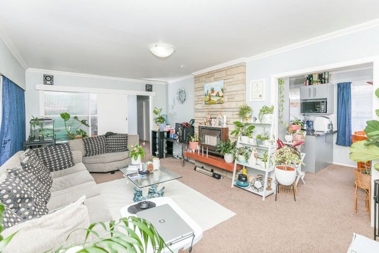 Photo of property in 51 Nevada Road, Silverdale, Hamilton, 3216