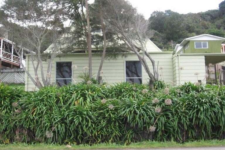 Photo of property in 58 Ocean Beach Road, Tairua, 3508