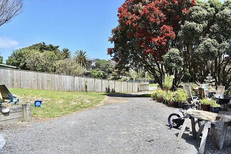 Photo of property in 56 Rodney Avenue, Te Horo Beach, Otaki, 5581
