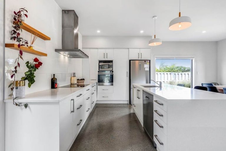 Photo of property in 27 Longview Street, Mangawhai, 0505