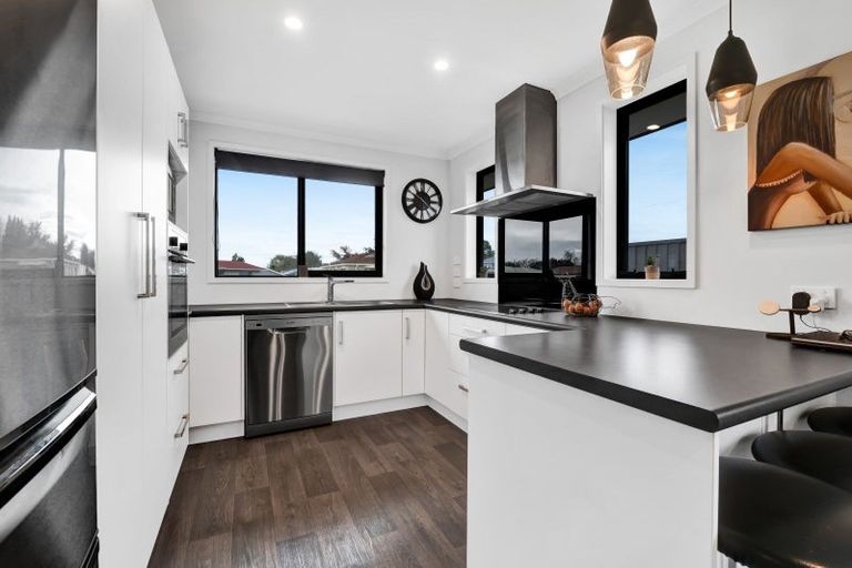 Photo of property in 14a Rosalind Street, Stratford, 4332