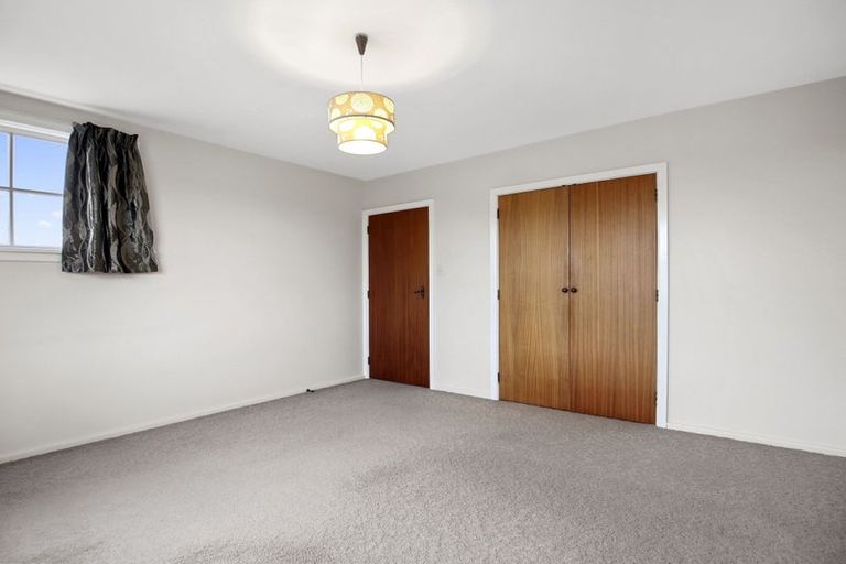 Photo of property in 1/22a Delaware Crescent, Russley, Christchurch, 8042