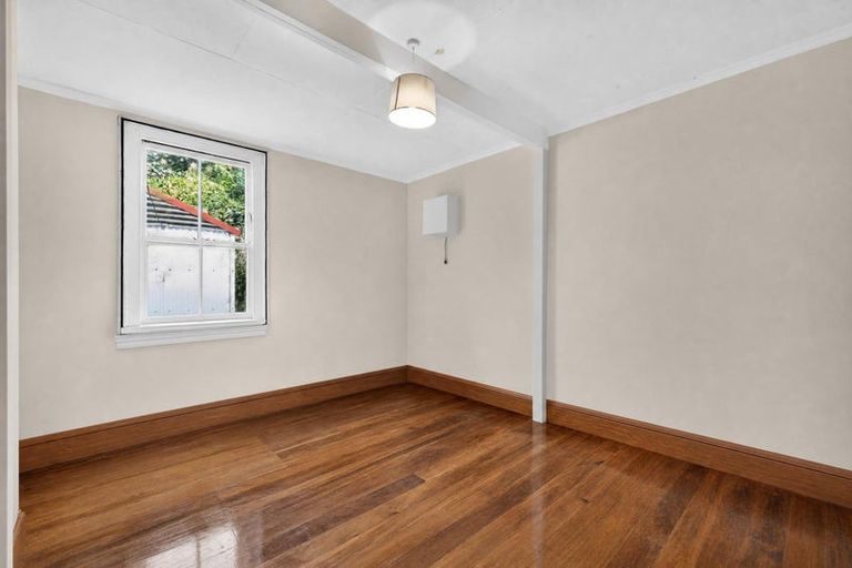 Photo of property in 34 Cressy Terrace, Lyttelton, 8082