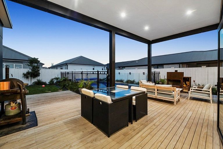 Photo of property in 19 Litsea Way, Papamoa Beach, Papamoa, 3118