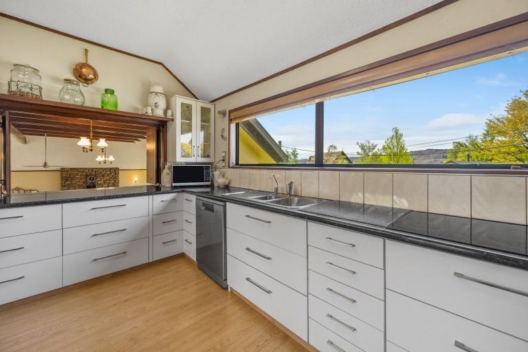 Photo of property in 43 Aronui Road, Bridge Hill, Alexandra, 9320