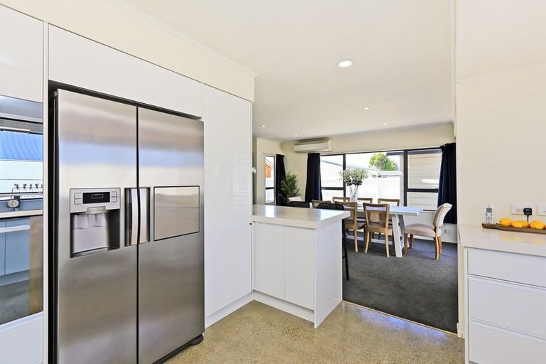 Photo of property in 71 Wharerangi Road, Greenmeadows, Napier, 4112