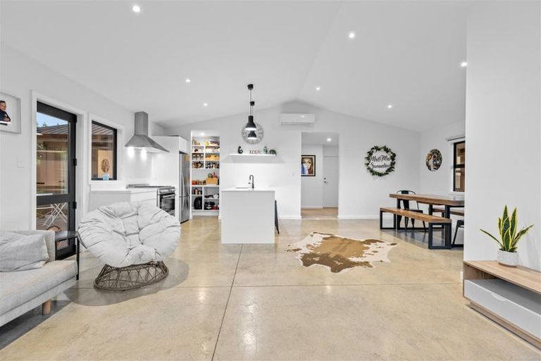 Photo of property in 27 Greenvale Place, Welcome Bay, Tauranga, 3112